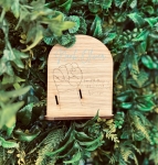 Baby+Bracelet+Holder+Freestanding